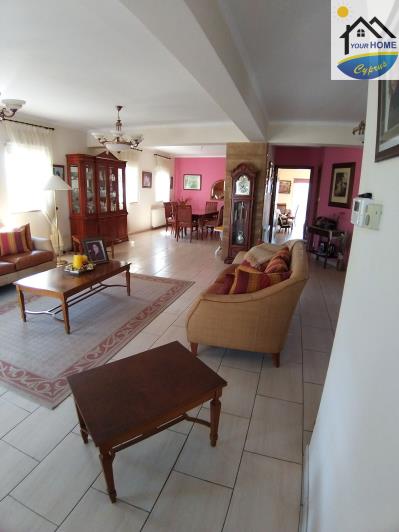 Image No.2-6 Bed Villa / Detached for sale