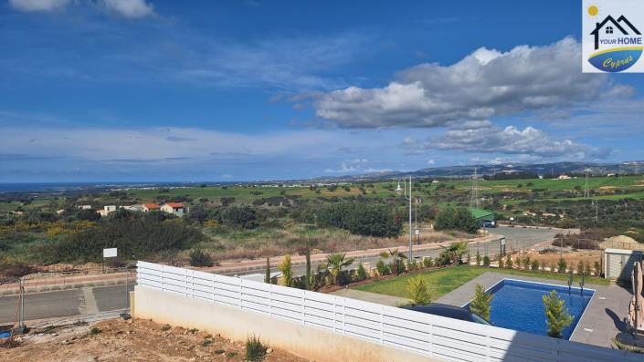 Image No.21-2 Bed Villa / Detached for sale