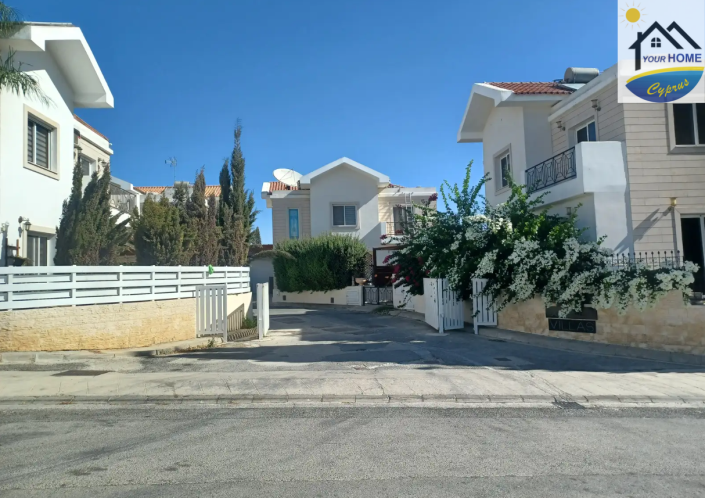 Image No.4-4 Bed Semi-Detached for sale