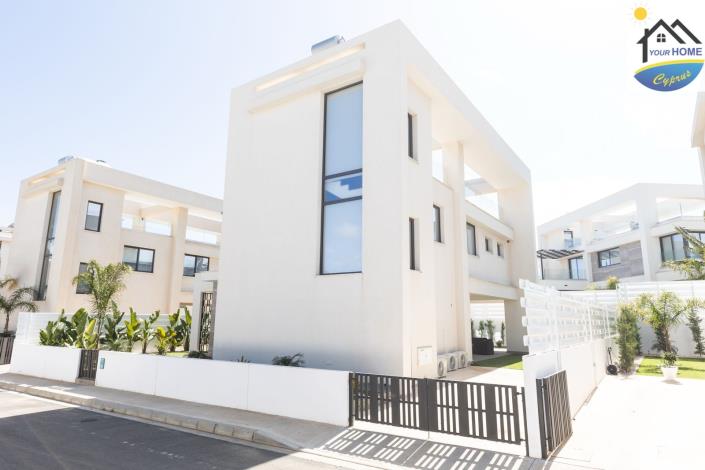 Image No.27-3 Bed Villa / Detached for sale