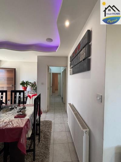 Image No.10-3 Bed Semi-Detached for sale