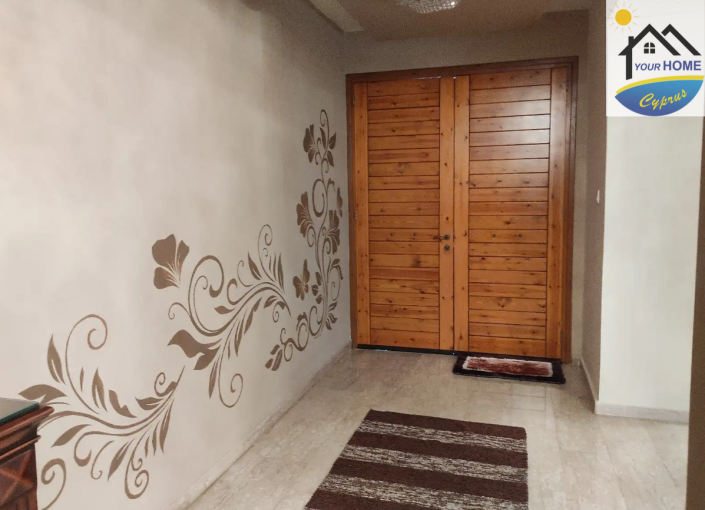 Image No.9-3 Bed House for sale