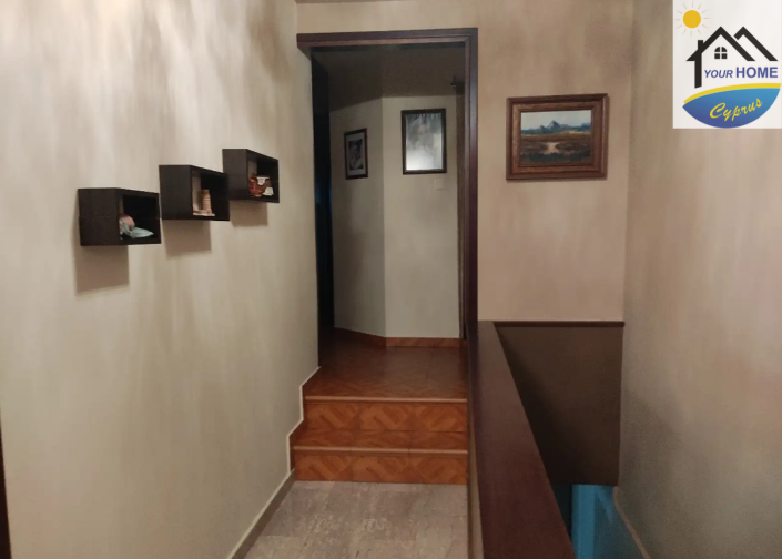Image No.7-3 Bed House for sale