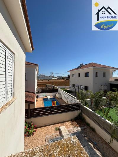 Image No.18-3 Bed Villa / Detached for sale