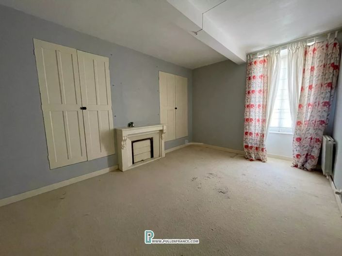 Image No.21-House for sale