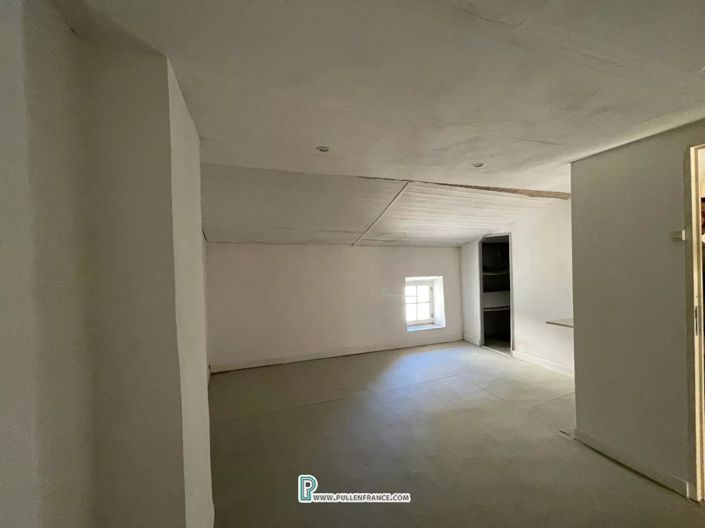 Image No.27-House for sale