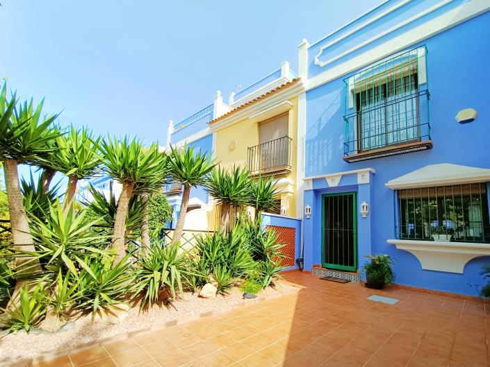 Image No.2-2 Bed Townhouse for sale