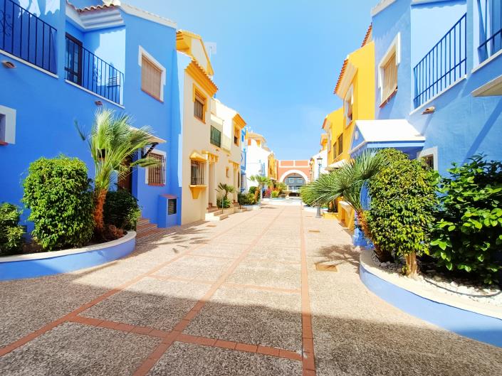 Image No.5-2 Bed Townhouse for sale