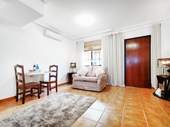 Image No.17-2 Bed Townhouse for sale