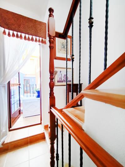 Image No.27-2 Bed Townhouse for sale