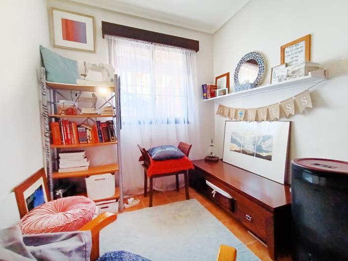 Image No.31-2 Bed Townhouse for sale