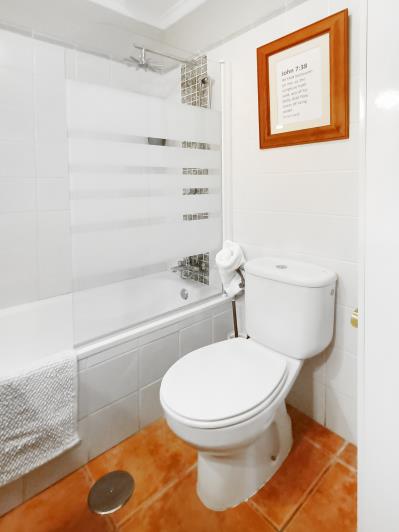 Image No.38-2 Bed Townhouse for sale