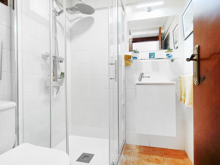 Image No.42-2 Bed Townhouse for sale