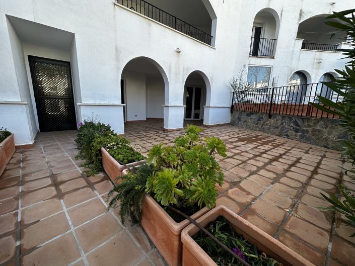 Image No.12-2 Bed Apartment for sale