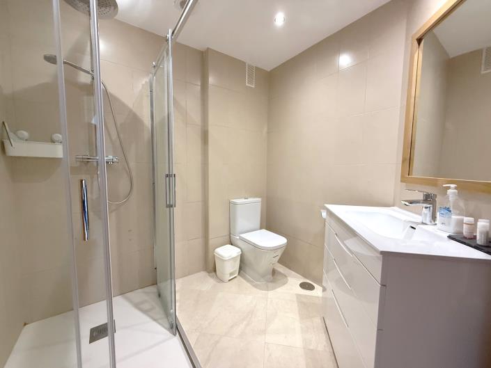 Image No.9-2 Bed Apartment for sale