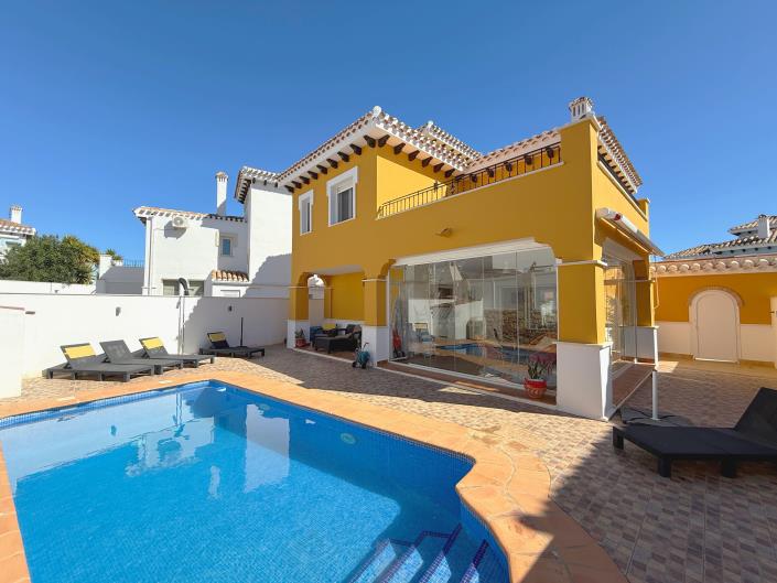 Image No.1-Villa / Détaché de 3 chambres à vendre à Mar Menor Golf Resort