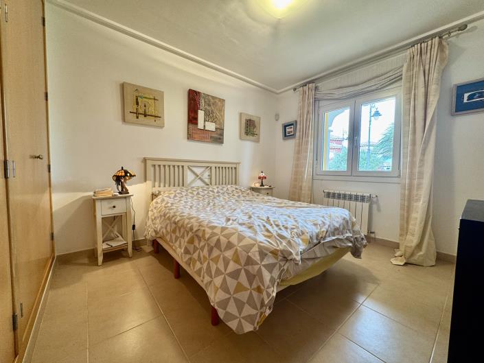 Image No.21-4 Bed Villa / Detached for sale