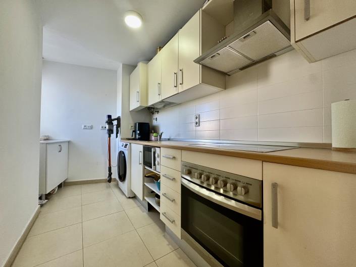 Image No.8-2 Bed Apartment for sale