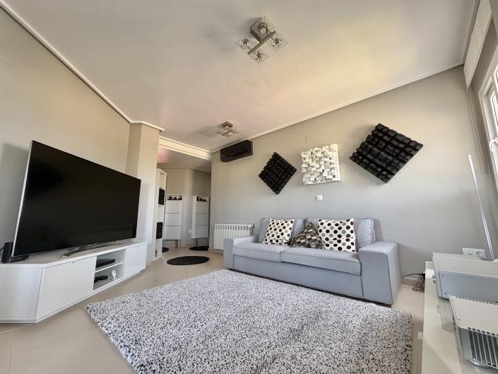 Image No.16-2 Bed Apartment for sale