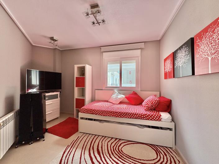 Image No.18-2 Bed Apartment for sale