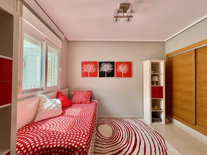 Image No.19-2 Bed Apartment for sale