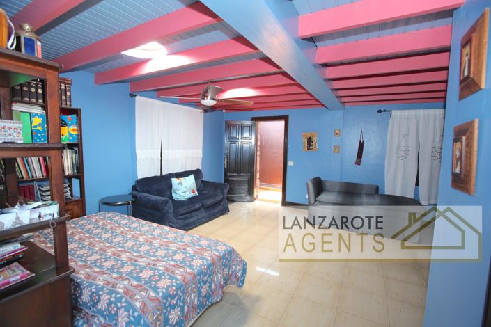 Image No.17-5 Bed Villa for sale