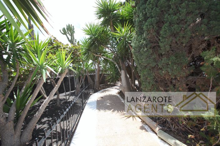 Image No.25-5 Bed Villa for sale