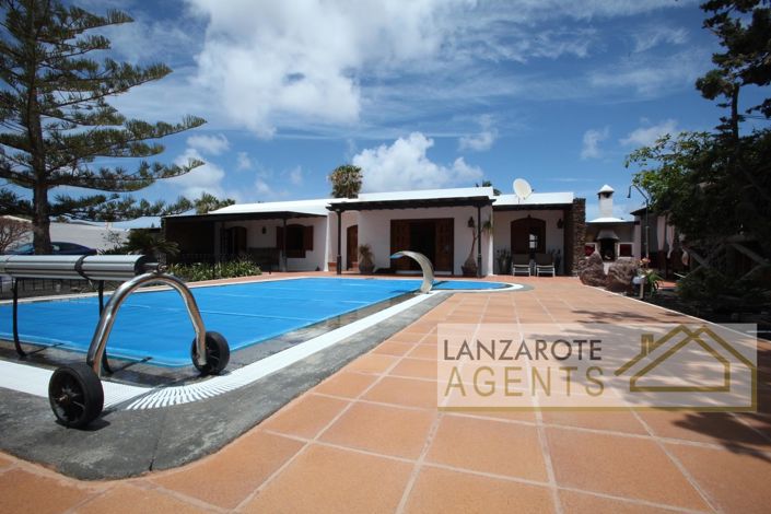 Image No.35-5 Bed Villa for sale