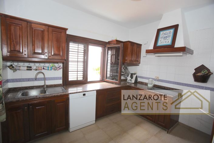 Image No.4-5 Bed Villa for sale