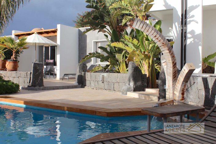 Image No.18-5 Bed Villa for sale