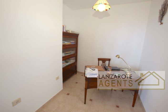 Image No.17-3 Bed Villa for sale