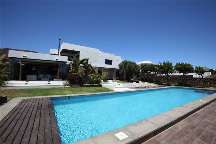 Image No.1-Villa de 5 chambres à vendre à Playa Blanca