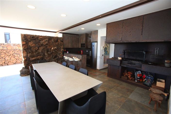 Image No.34-5 Bed Villa for sale