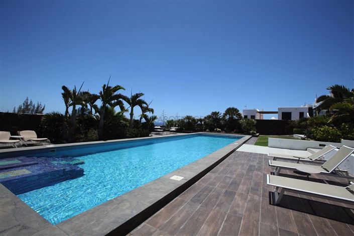 Image No.45-5 Bed Villa for sale