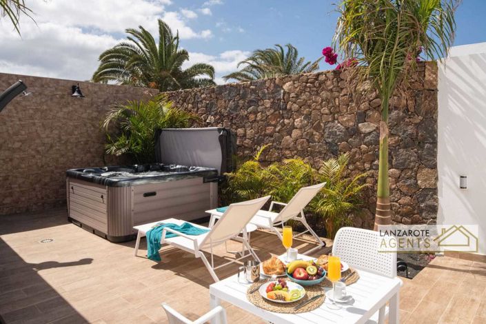Image No.38-4 Bed Villa for sale