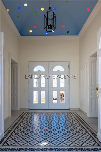 Image No.20-Villa de 4 chambres à vendre à Puerto Calero