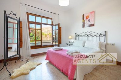 91114315-eaf2-df35-c63f-3d8e65ae2b39