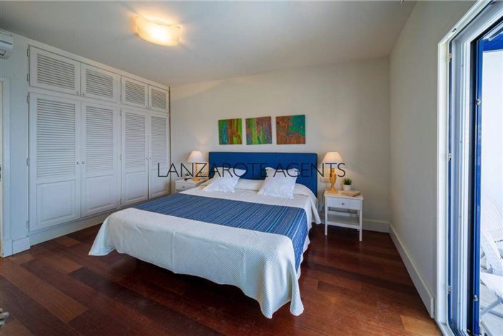 Image No.12-Villa de 4 chambres à vendre à Puerto Calero