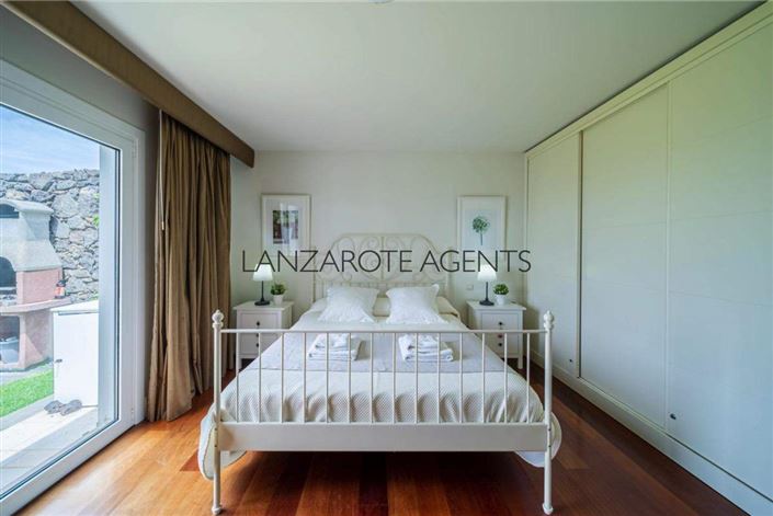 Image No.17-Villa de 4 chambres à vendre à Puerto Calero