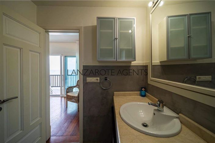 Image No.21-Villa de 4 chambres à vendre à Puerto Calero