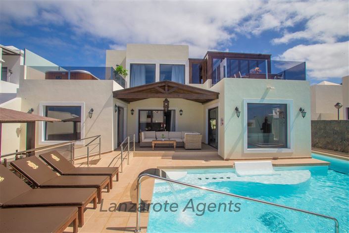 Image No.1-Villa de 5 chambres à vendre à Playa Blanca
