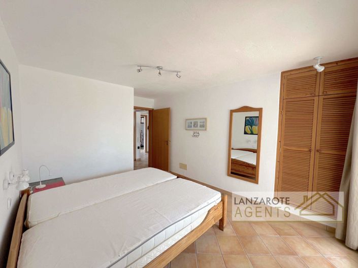 Image No.10-3 Bed Villa for sale