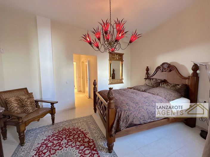 Image No.30-Villa de 4 chambres à vendre à Puerto Calero