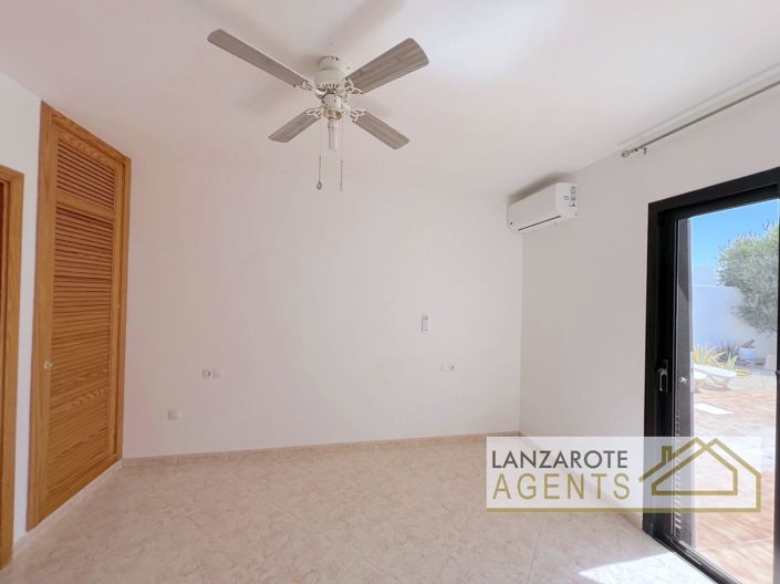 Image No.6-Villa de 3 chambres à vendre à Playa Blanca