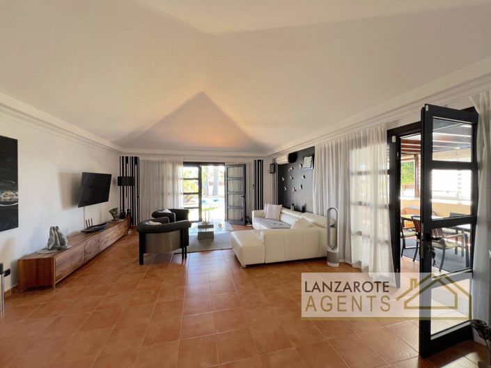 Image No.3-Villa de 3 chambres à vendre à Playa Blanca