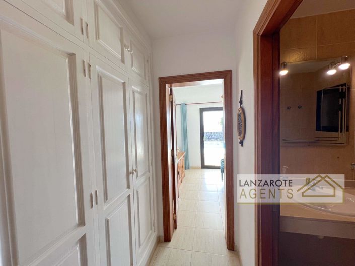 Image No.12-Villa de 4 chambres à vendre à Playa Blanca