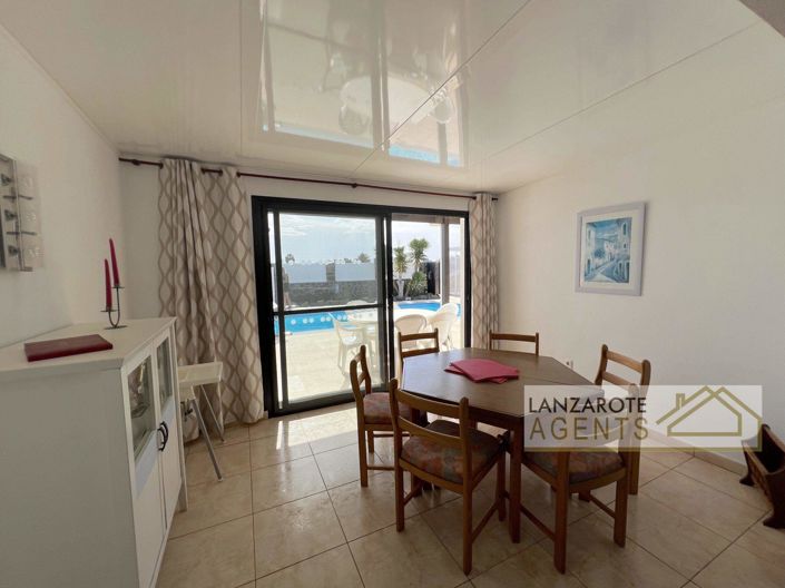 Image No.4-Villa de 4 chambres à vendre à Playa Blanca