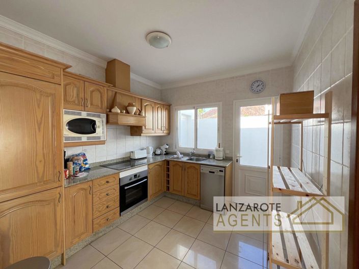 Image No.6-Villa de 4 chambres à vendre à Playa Blanca