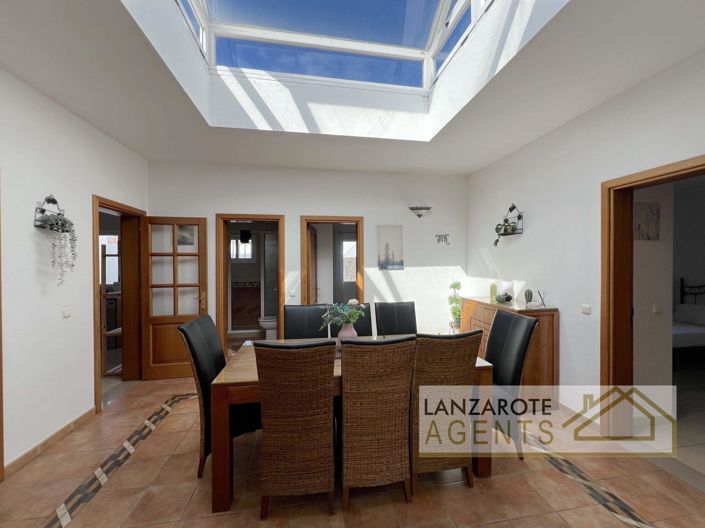 Image No.7-Villa de 4 chambres à vendre à Playa Blanca