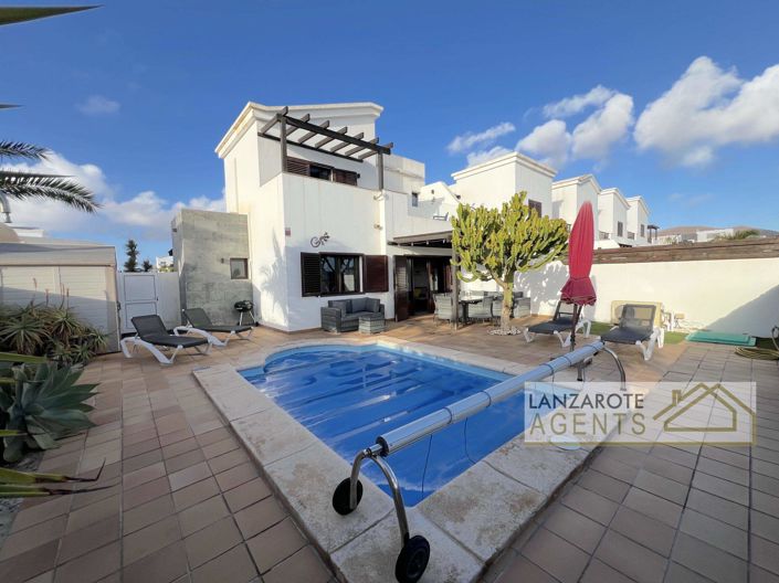 Image No.1-Villa de 2 chambres à vendre à Playa Blanca